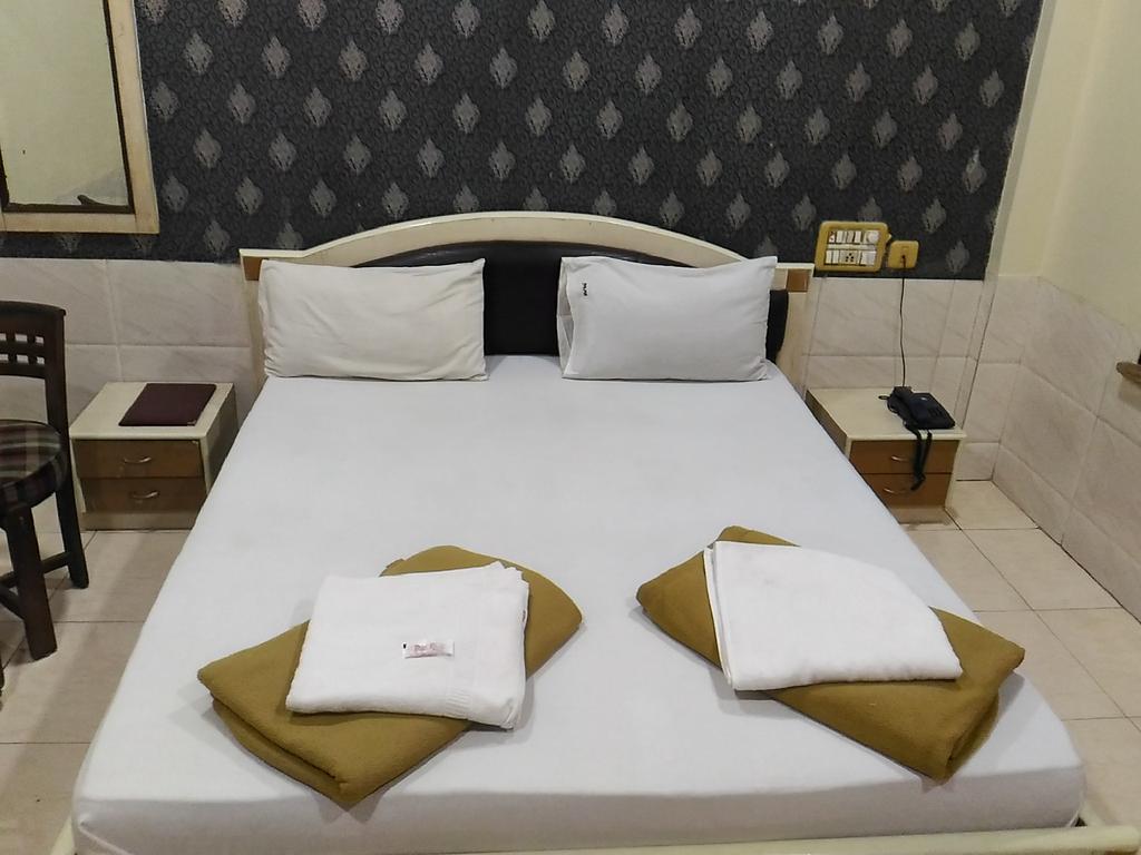 Hotel Palms Navi Mumbai Luaran gambar