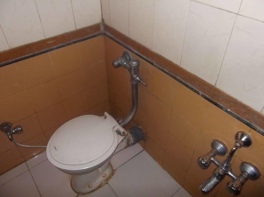 Hotel Palms Navi Mumbai Luaran gambar